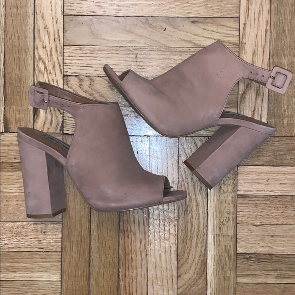 Steve Madden Camel Suede Peeptoe Heels